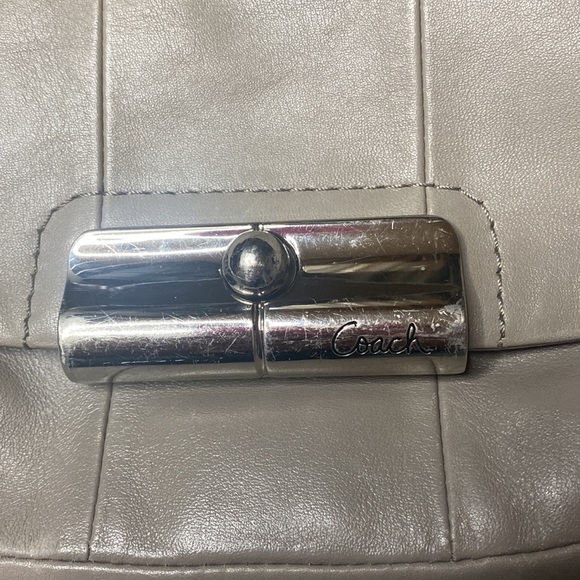 Coach leather purse - Picture 5 of 8